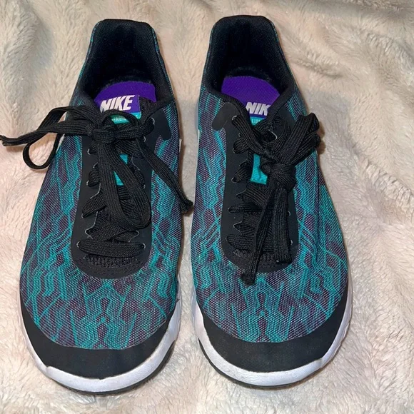 Nike Flex Experience RN 5 Woman’s Size 6 - Picture 2 of 5